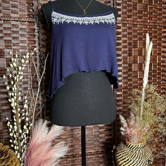 Cropped top for any occasion - Picture 2 of 5